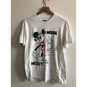 Vintage Mickey Mouse Disney graphic tee shirt